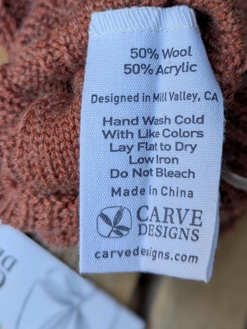 NWT Carve Designs Laurel Glovelette in Rust Red Wool One Size